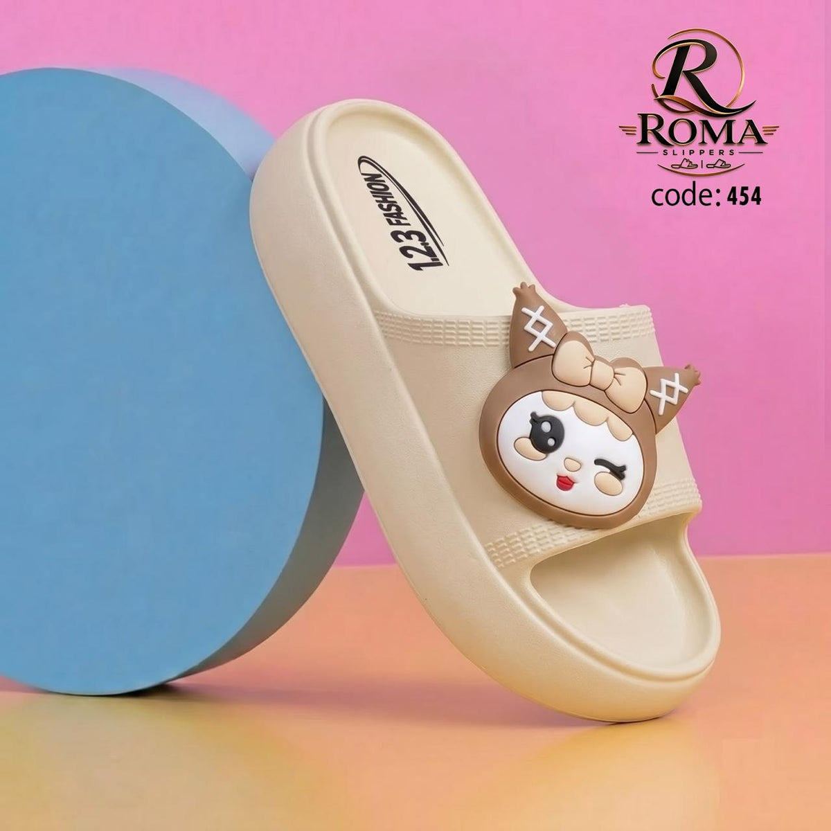 winky cat slipper