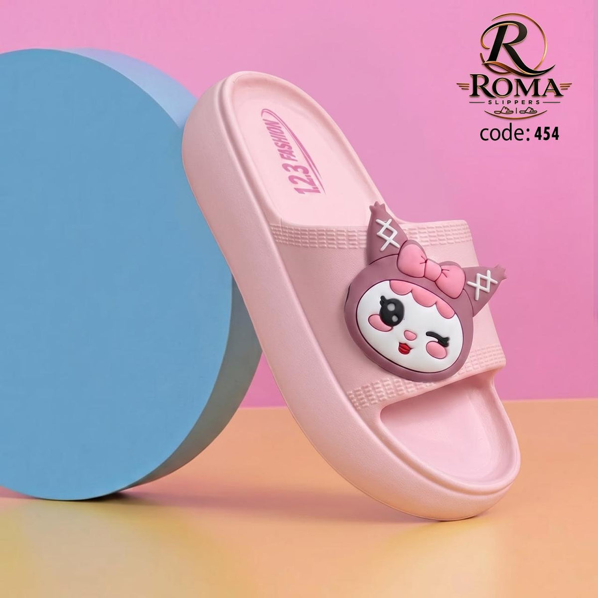 winky cat slipper